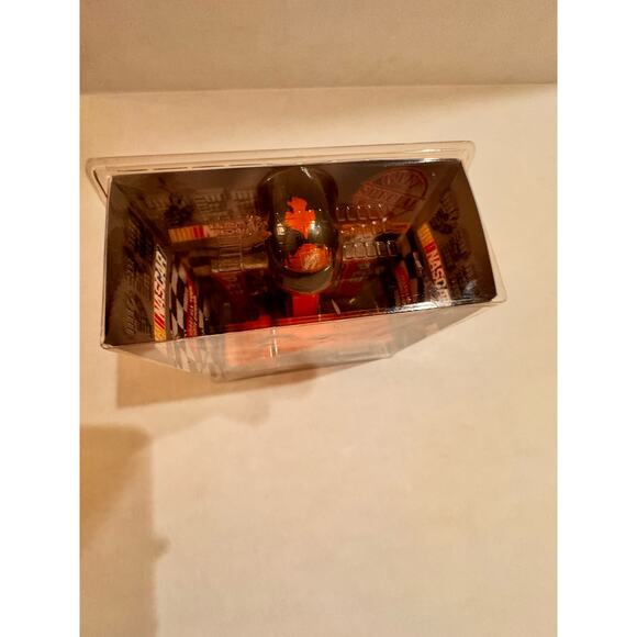 PEZ Dispenser TONY STEWART #20 Home Depot Truck 6 Packs of Candy 2006 NIP NASCAR - Picture 7 of 11